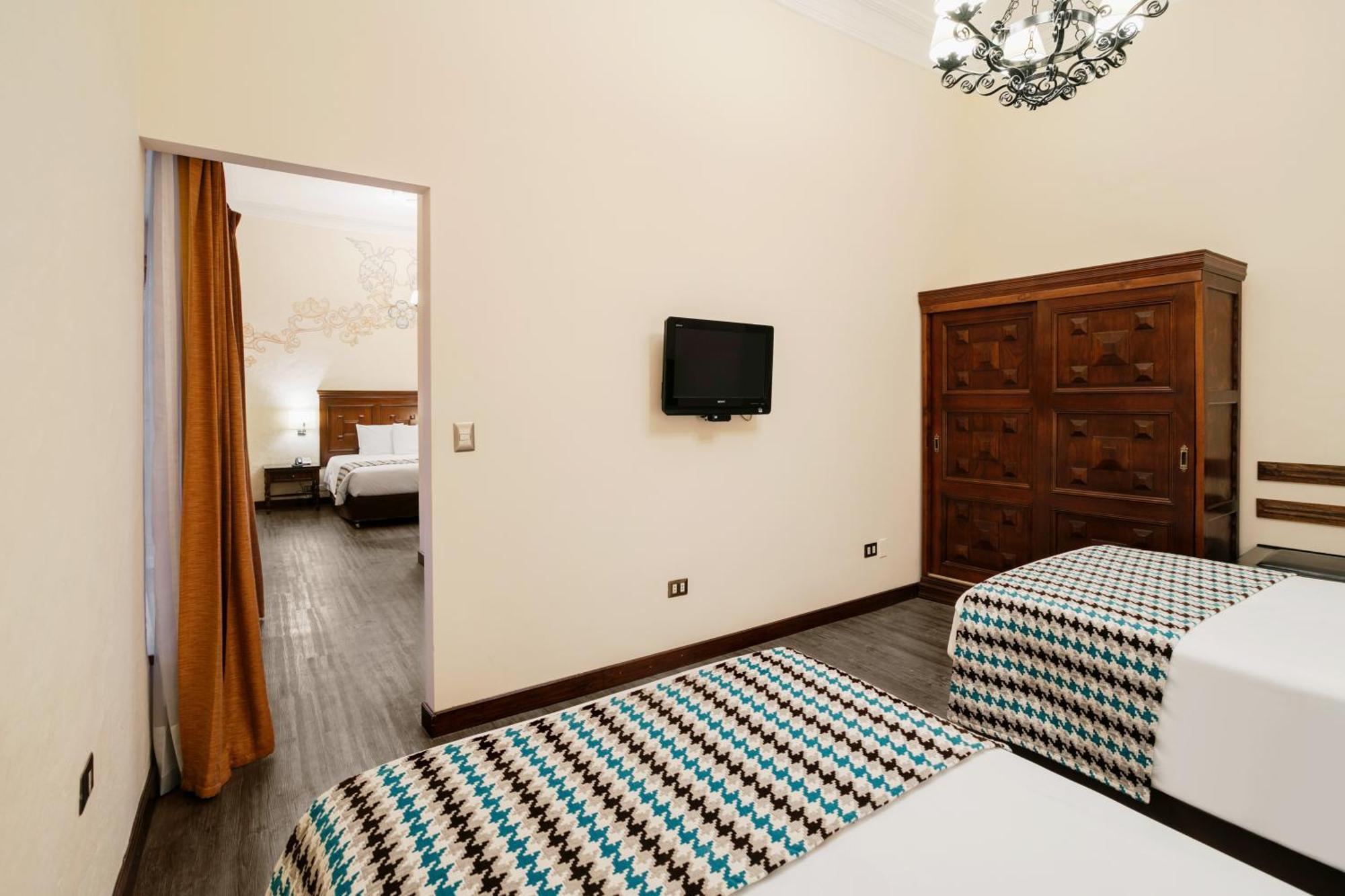 Готель Wyndham Costa Del Sol Куско Екстер'єр фото