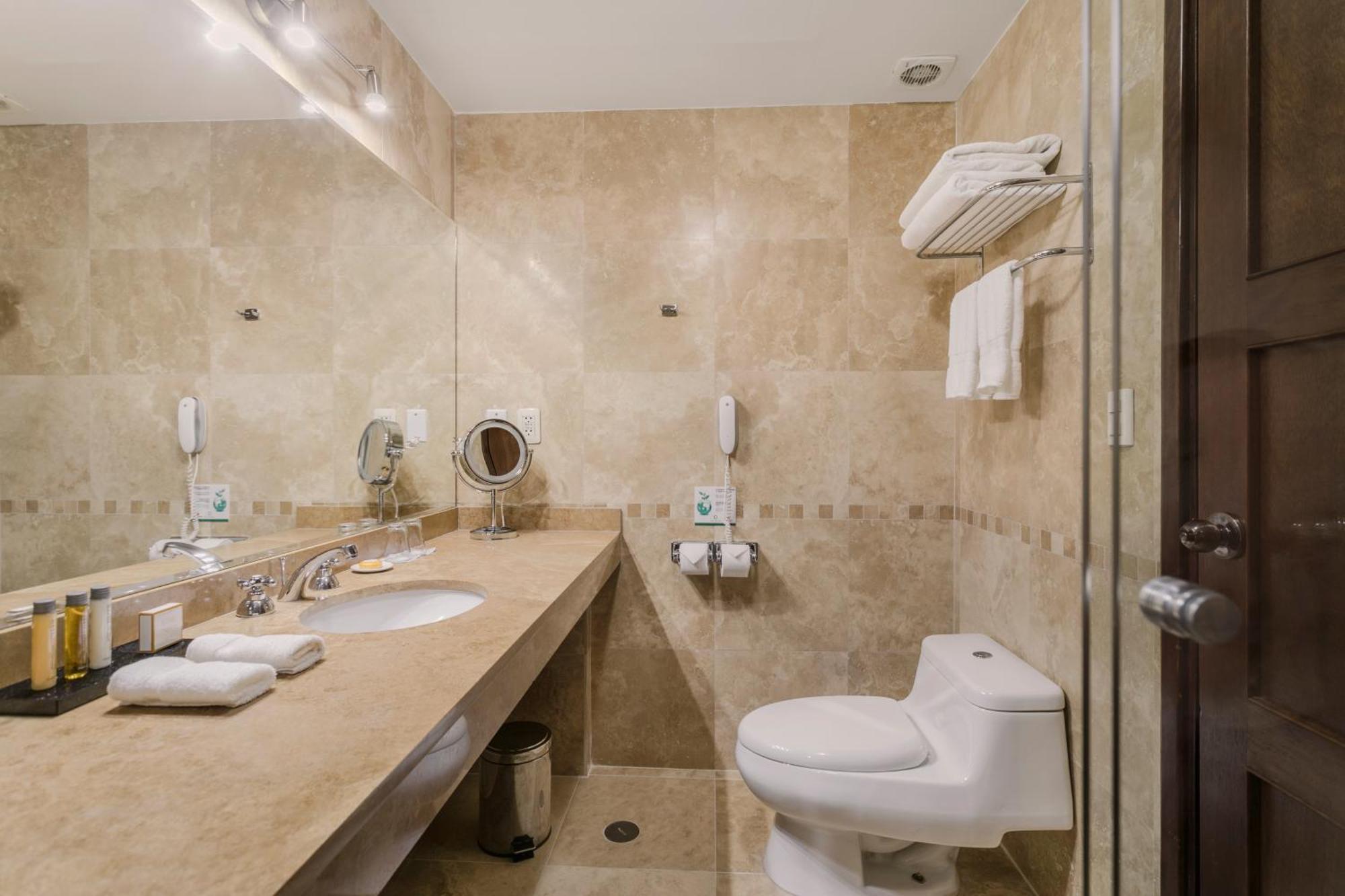 Готель Wyndham Costa Del Sol Куско Екстер'єр фото