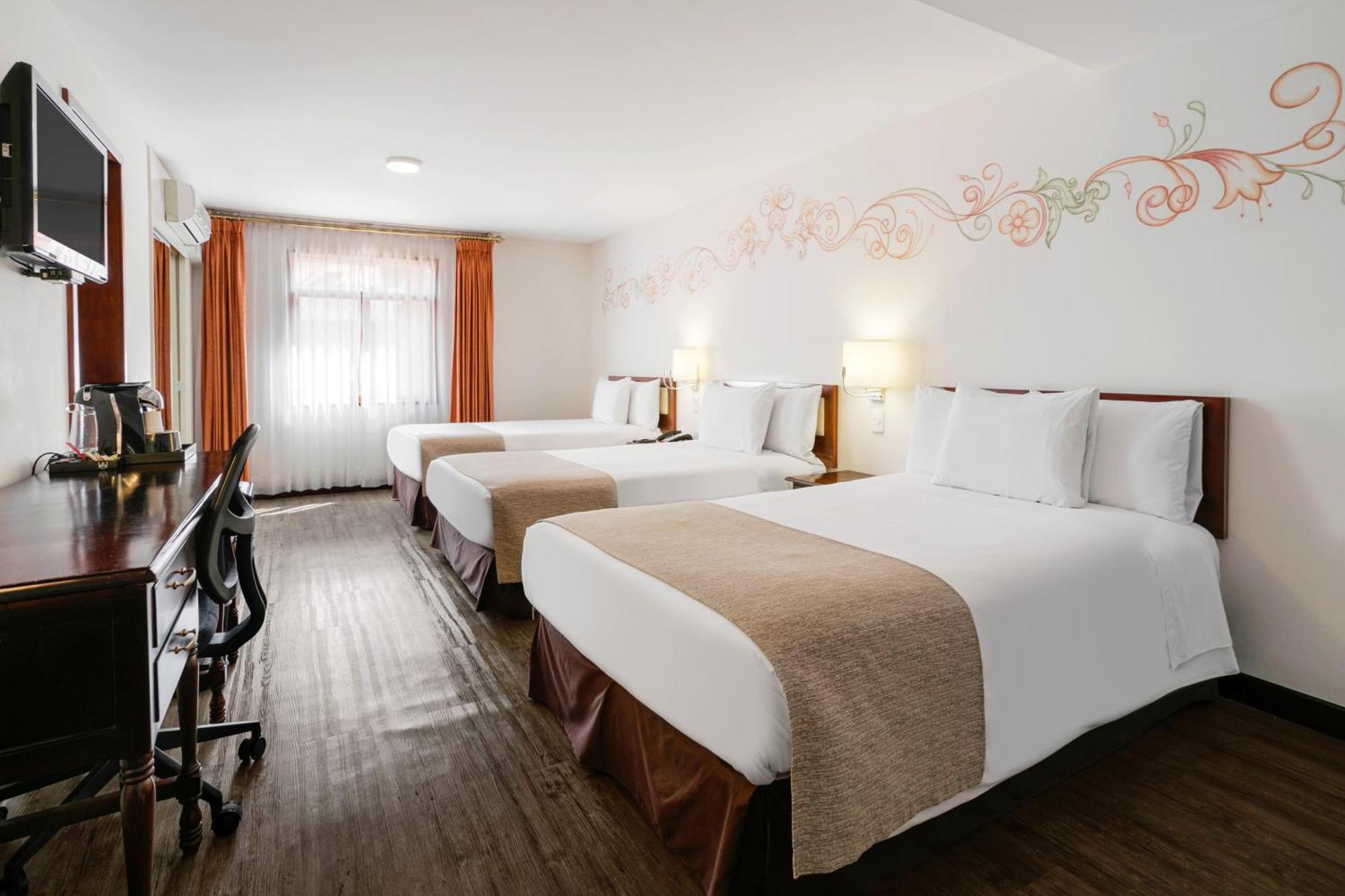 Готель Wyndham Costa Del Sol Куско Екстер'єр фото